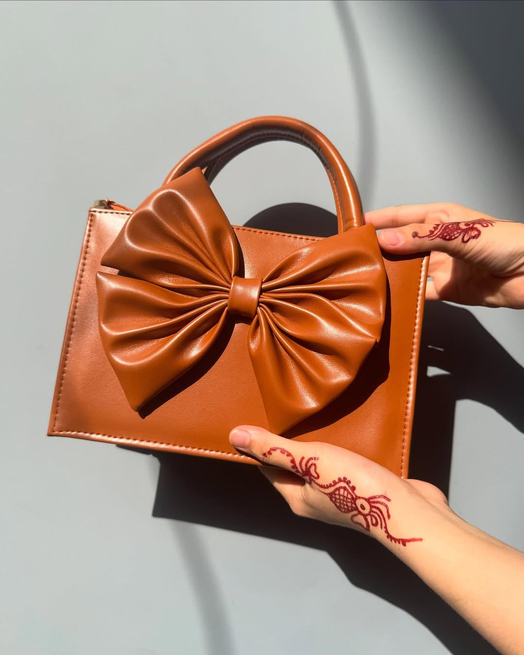 HandBag Gloss